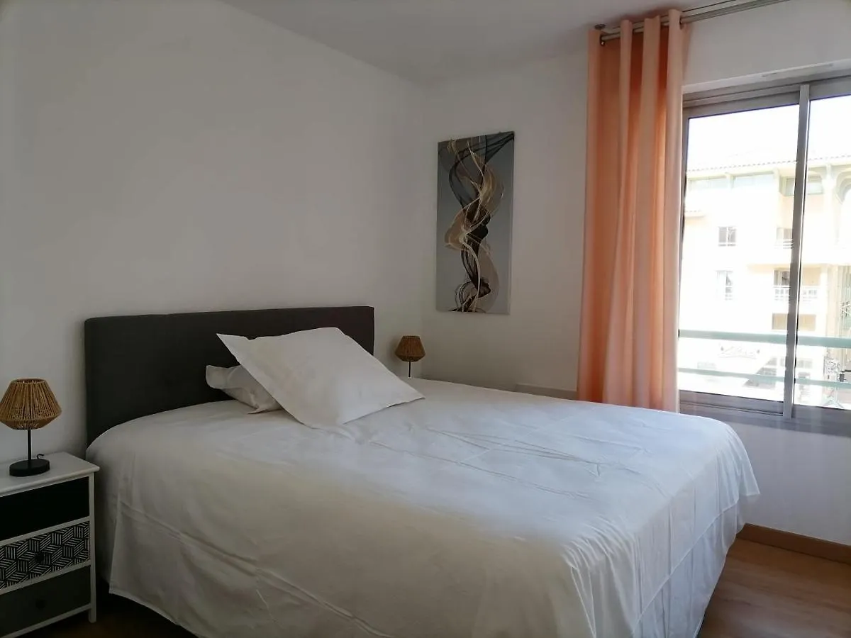 Apartment Belles Vacances A Port Frejus France